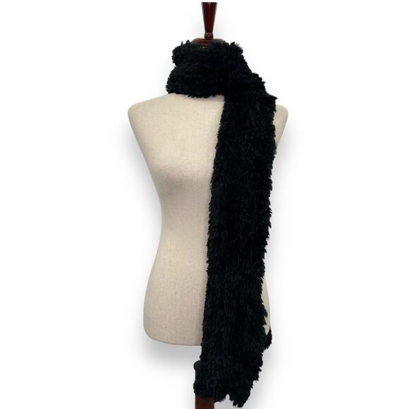 NEW INC International Concepts Fluffy Faux Fur Black Scarf Rectangle Stretch NWT - Picture 4 of 12